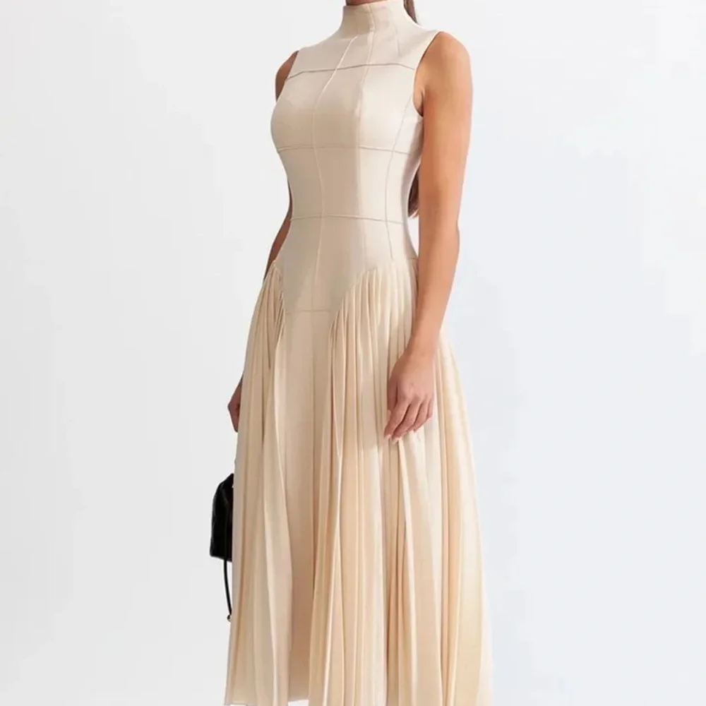 Elegant designer nude mock neck bodysuit pleated skirt blush dress small - Picture 4 of 13